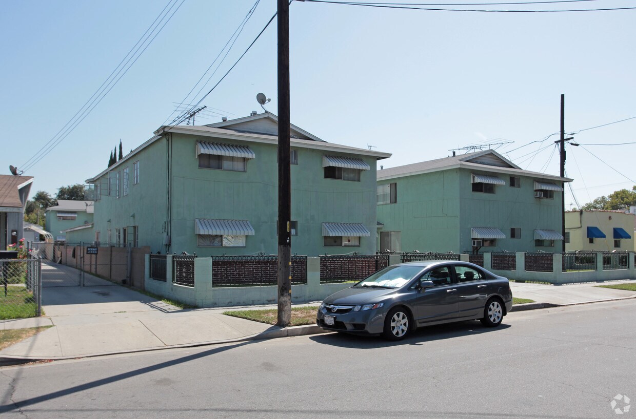 Primary Photo - 6634-6636 Corona Ave