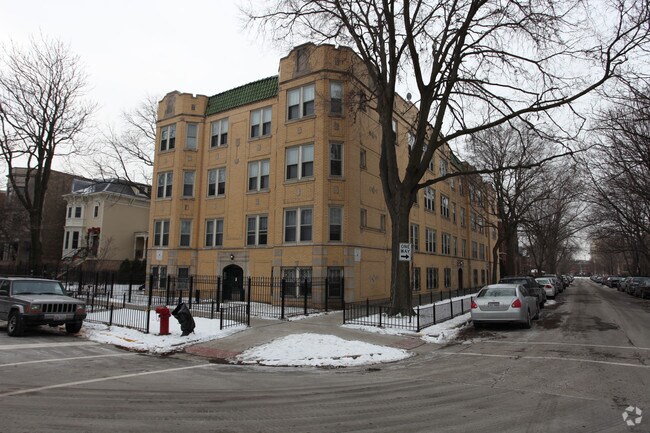 Building Photo - 1364-66 N. Hoyne Ave./ 2105-11 W. Schiller...