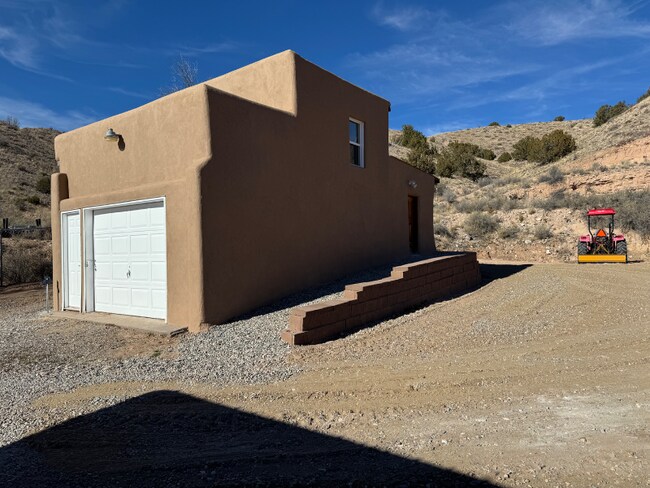 Building Photo - 354 NM-76