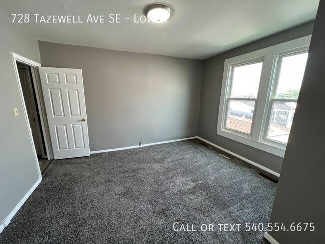Foto del edificio - 728 Tazewell Ave SE
