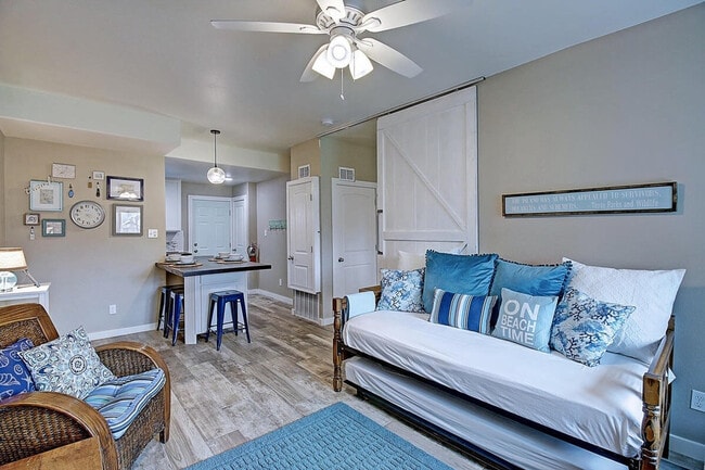 Building Photo - 1129 Eleventh Street-SI FL1-ID1023188P