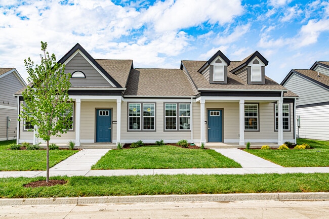 Building Photo - French District Villas