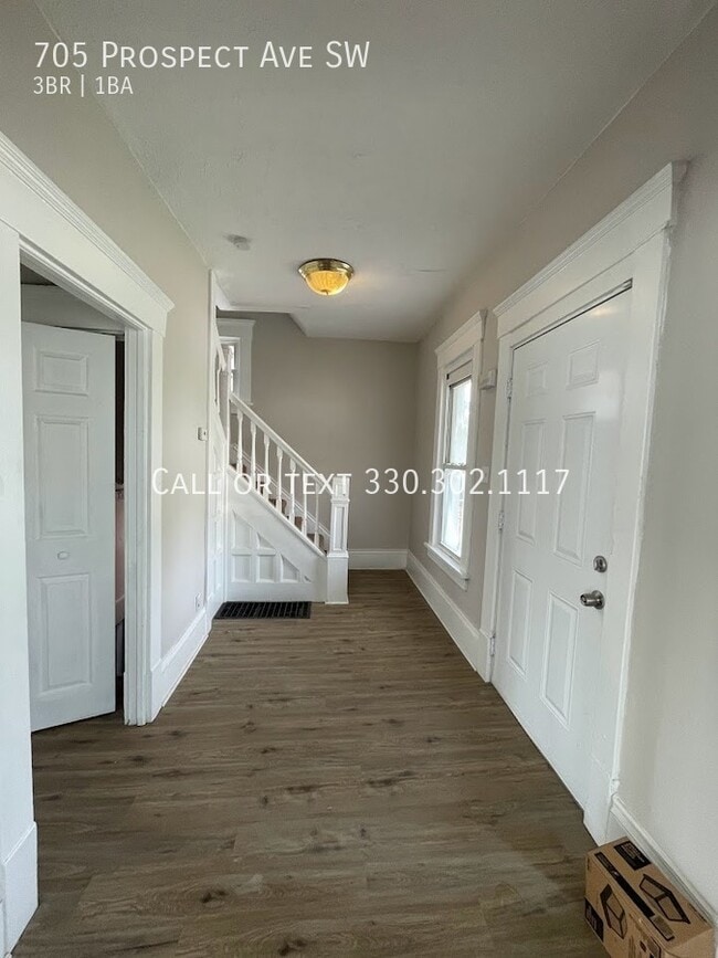 Foto del edificio - Three bedroom two bathroom home for rent