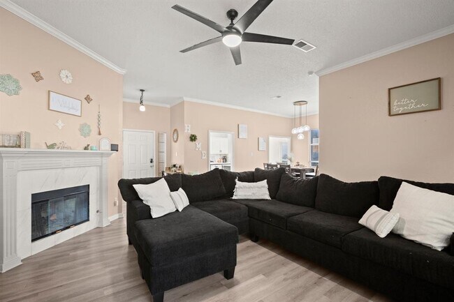 Foto del edificio - 2316 Raintree Path