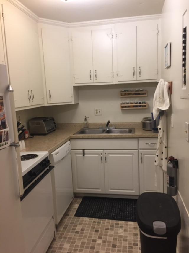 Foto del edificio - 411 E 8th St