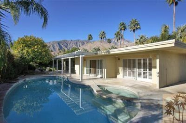 Primary Photo - 1379 E Madrona Dr