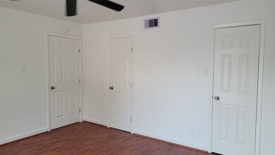 Building Photo - 14777 Wunderlich Dr