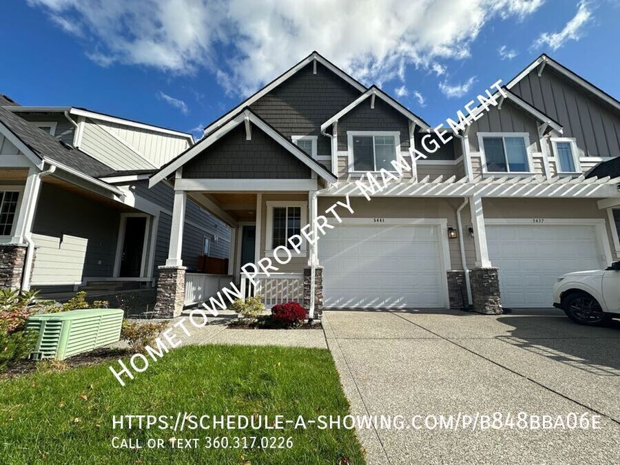 Foto principal - Beautiful 4 Bedroom, 2.5 Bath Townhome in ...