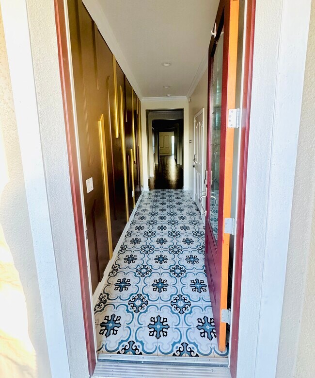 Foto del edificio - 519 Bottlebrush Loop