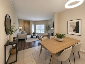 Building Photo - 3100 Walnut Bend Ln