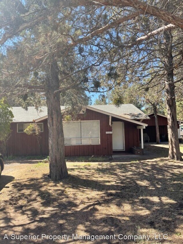 Primary Photo - 2 br, 1 bath House - 1007 NE Bear Creek Rd.
