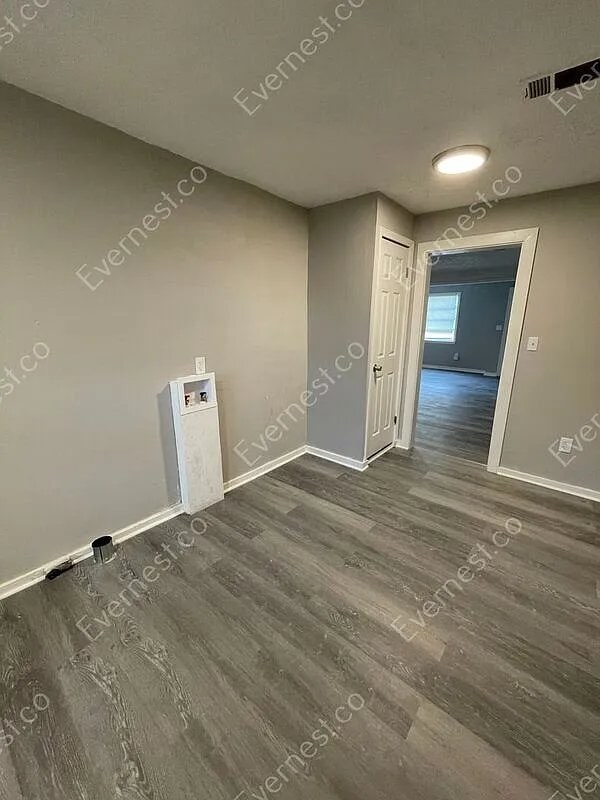 Building Photo - 314 Josanna St