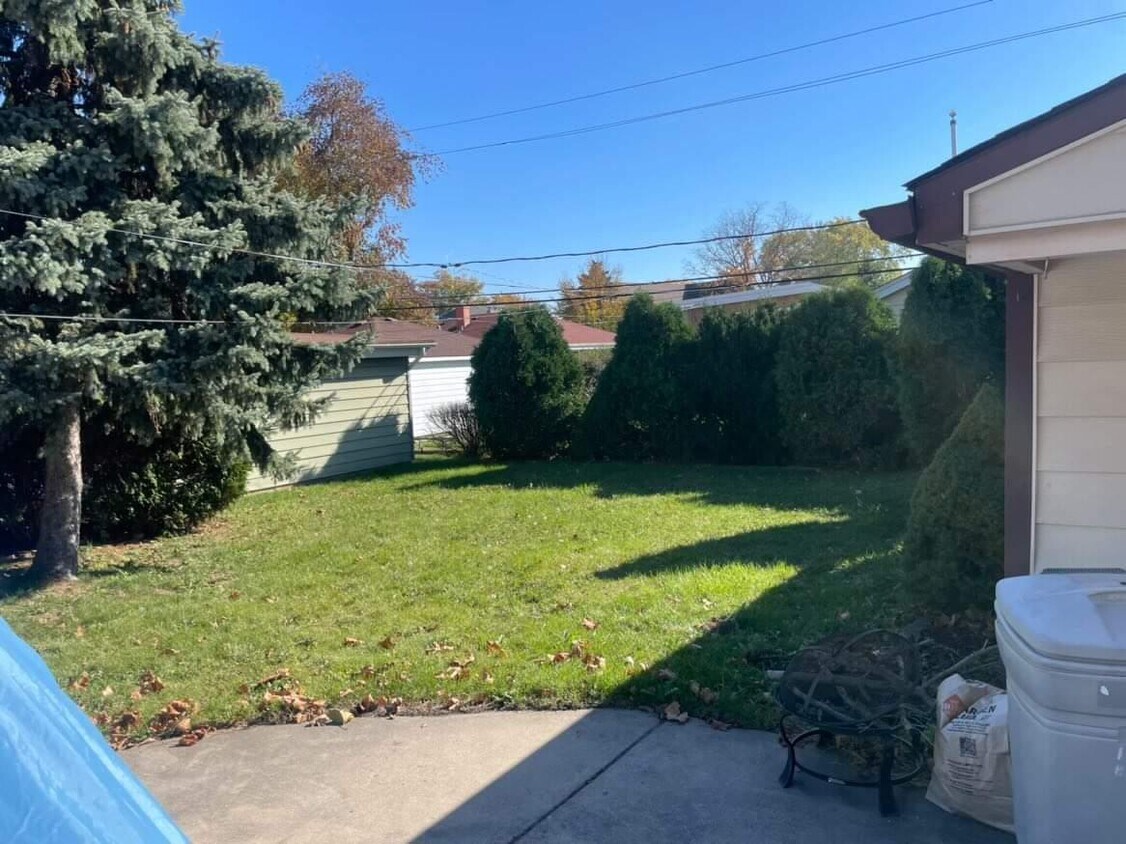 10821 Hastings St, Westchester, IL 60154 House Rental in Westchester