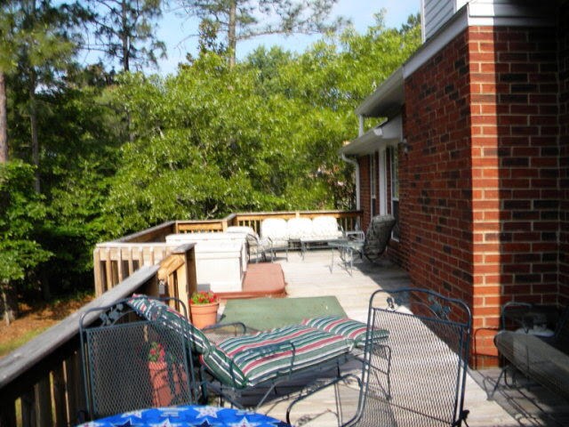 Building Photo - 4040 Glenside Ln