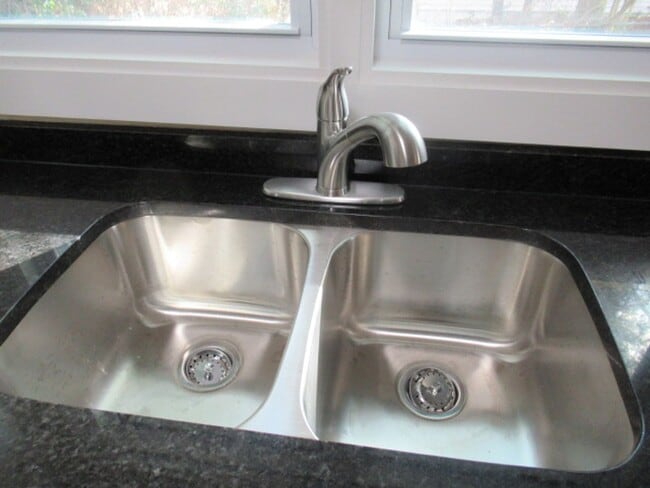 Foto del edificio - 609 N Aycock St