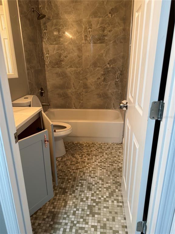 Building Photo - 9009 Tudor Dr