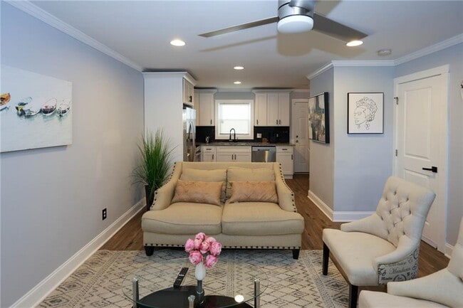 Foto del edificio - 1809 Vesta Ave