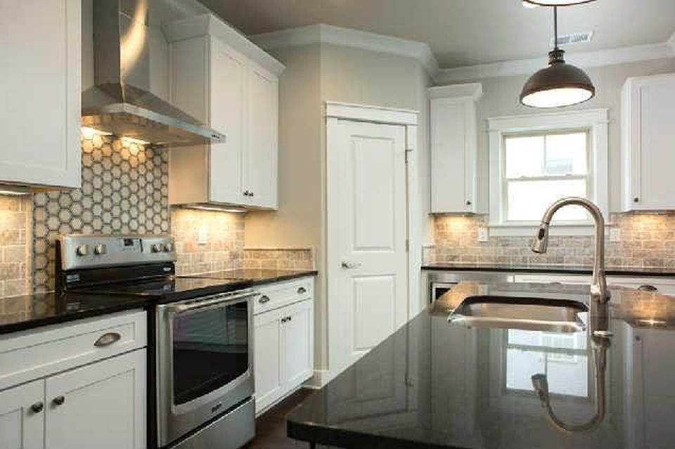Foto principal - 1722 14th Ave S