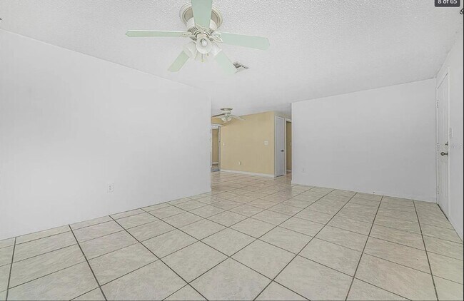 Foto del edificio - Charming 2 Bedroom, 2 Bath Home in Port Ch...