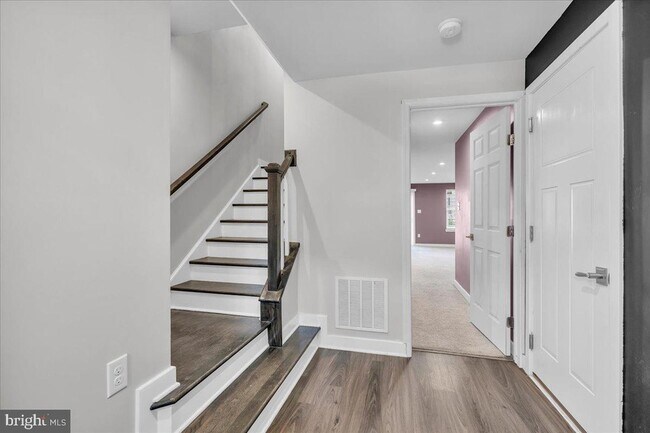 Foto del edificio - 12 Kohlmyer Dr