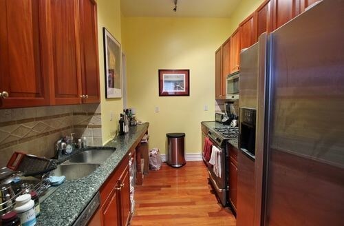 Foto del edificio - 108 E 17th St