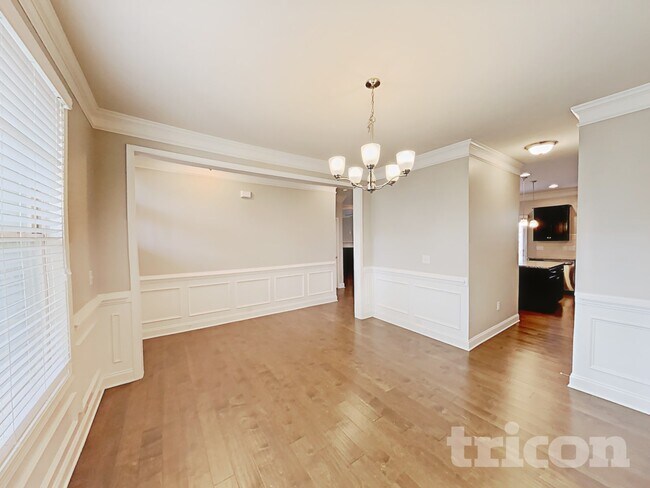 Building Photo - 7553 Poplar Meadow Ln