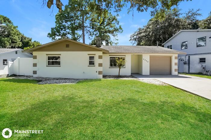 Primary Photo - 5520 Bay Blvd