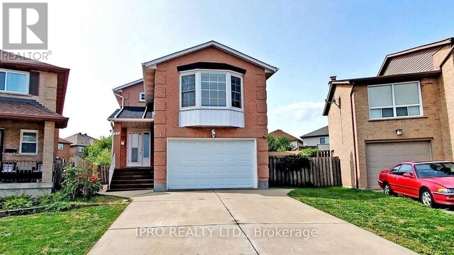 Building Photo - 51 Russet Ct