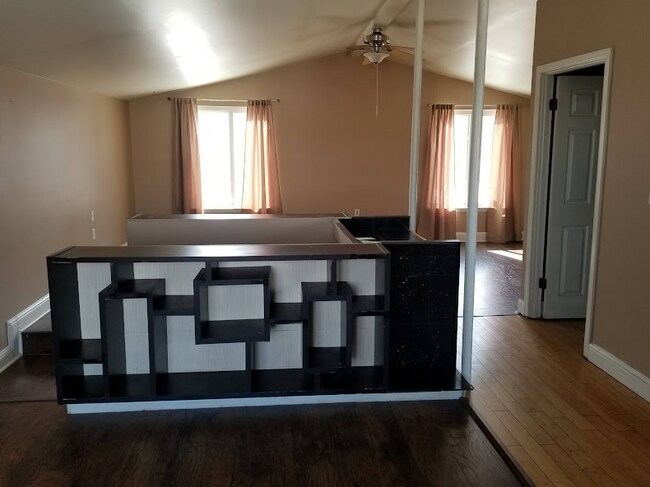 Building Photo - 2545 W 91st Dr