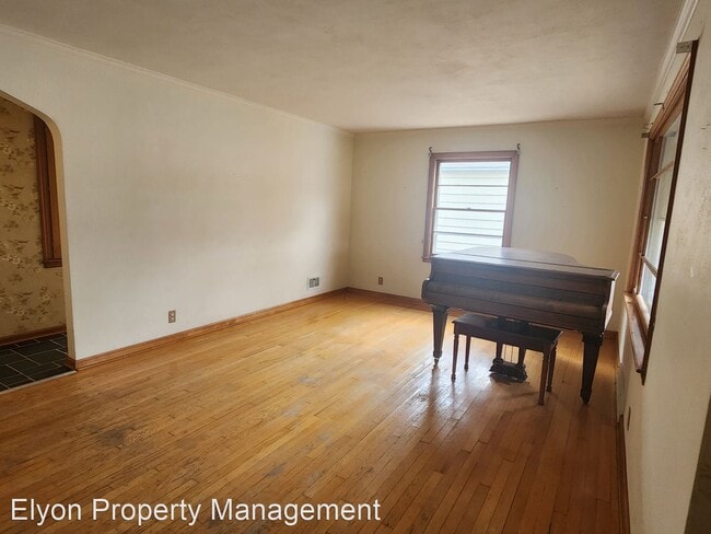 Building Photo - 3 br, 1 bath House - 1810 28th Street
