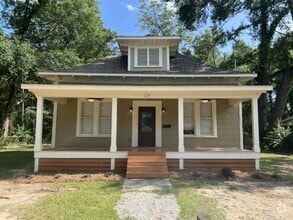 Building Photo - 134 W 5th St