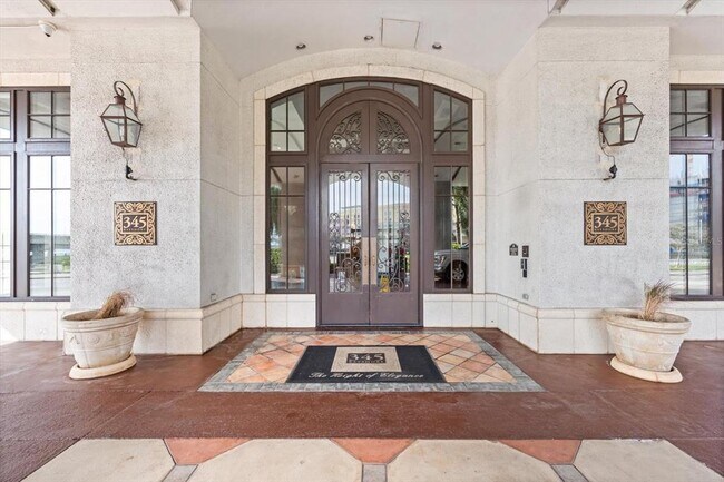 Foto del edificio - 345 Bayshore Blvd