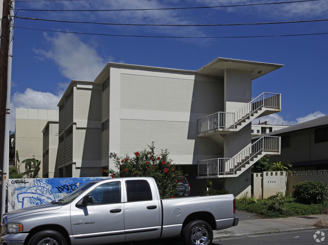 Foto del edificio - 2022 Algaroba St