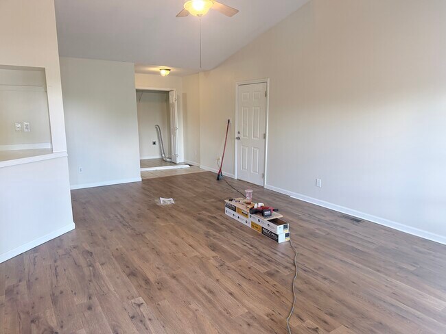 Foto del edificio - 5931 Lee Cline Rd