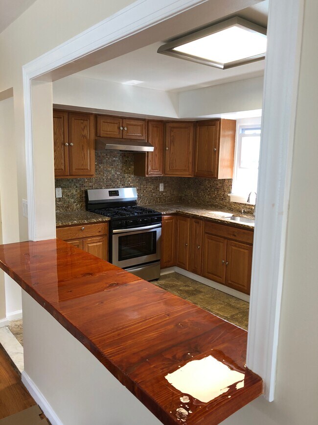 Foto del edificio - 4304 Meadowview Ave