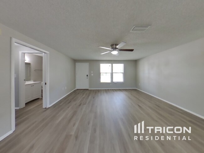 Foto del edificio - 6714 35th Ave W
