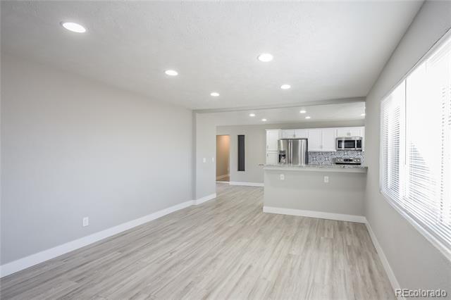 Foto del edificio - 9320 Ellen Ct