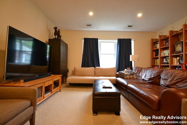 Photo - 34 Lake Shore Terrace Apartment