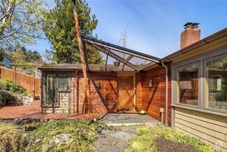 Building Photo - 7722 58th Ave NE