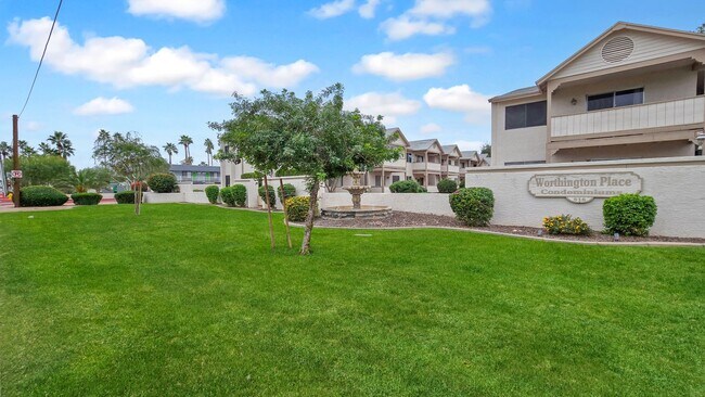 Foto del edificio - Awesome 2bd/2ba Condo close to Tempe Town Lake, ASU, Sky Harbor, Freeway Access and Light Rail.