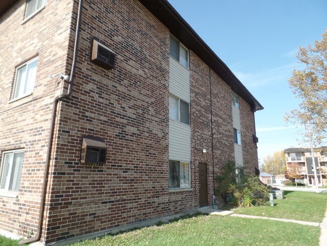 Foto del edificio - 3045 Bernice Rd