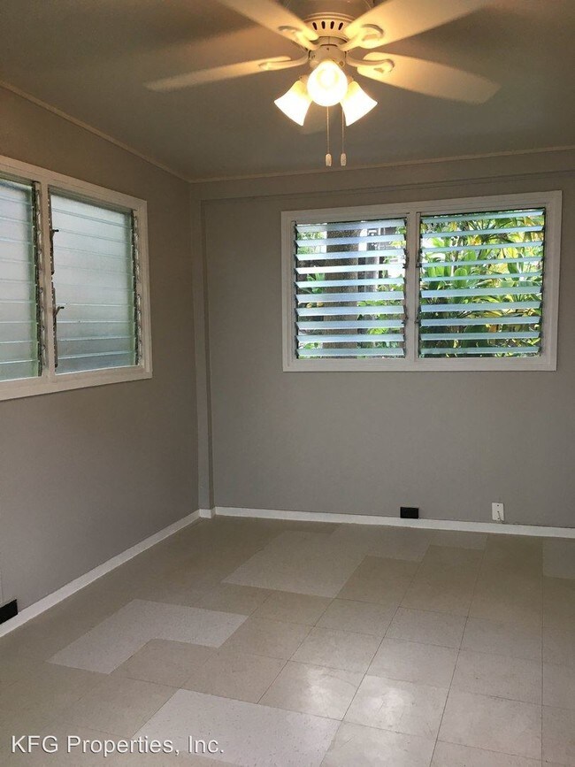 Building Photo - 2488 Waiomao Rd