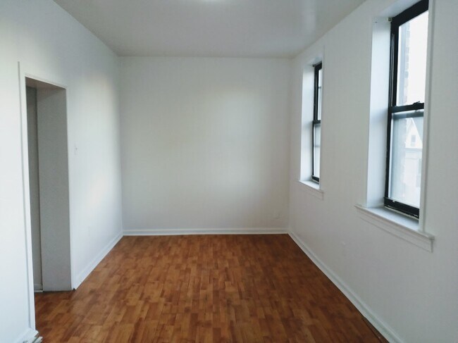 Foto del edificio - 580 Summit Ave