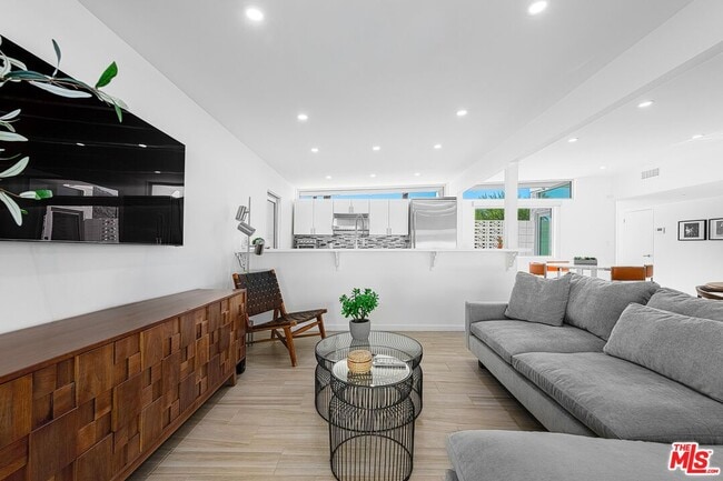 Foto del edificio - 2326 E Finley Rd