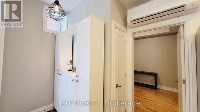 Photo du bâtiment - 101 - 157-159 JAMES STREET