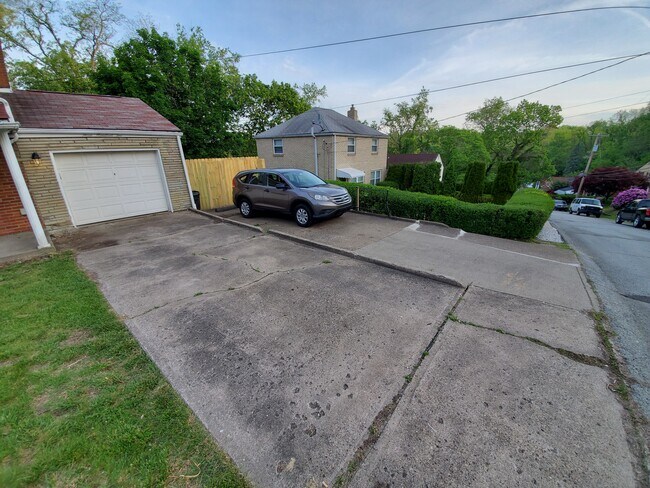 Foto del edificio - 302 Veronica Dr