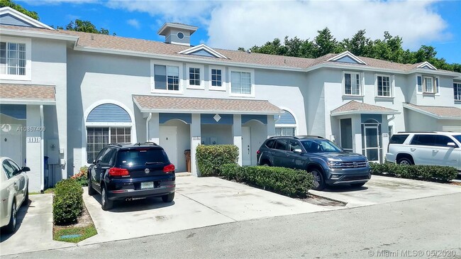 Building Photo - 1137 SW 44th Way