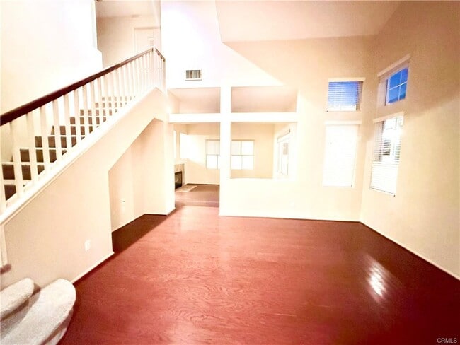 Foto del edificio - 42 Parterre Ave