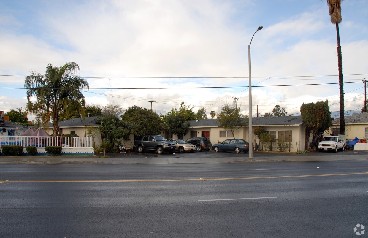 Primary Photo - 2817-2821 1/2 Mountain View Rd
