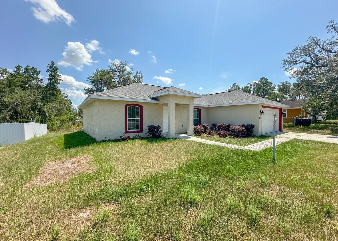 Building Photo - 548 Marion Oaks Blvd